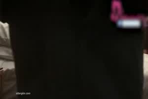 大神原创约炮刺青外围妹只要2000就可以开干  背景图片