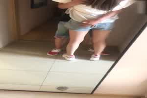 偶而和女友酒店做爱一整天也不错  背景图片