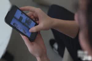 白皙Q弹爆乳32F爆乳外送茶 ／ 脱光为你情色泡泡浴 ／ GG不小心滑进去高潮射出  背景图片