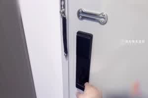 糖心Vlog 内射陪玩 丁字裤被肉棒抽插  背景图片