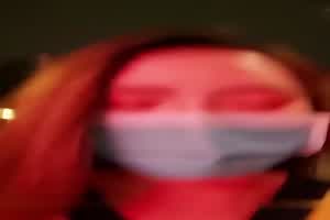 主播人间水蜜桃，约附近粉丝，楼顶空旷炮楼呻吟回响  背景图片