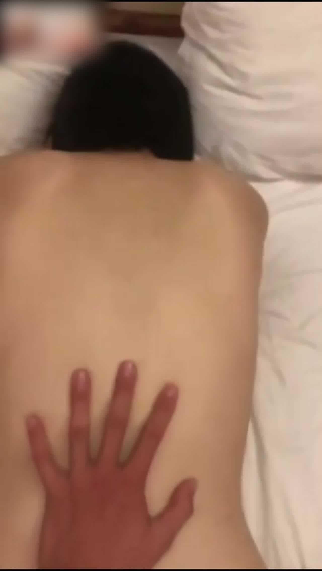  学院学姊【小涵】 给男友口爆后入小粉红快被玩坏掉了 的剧照6