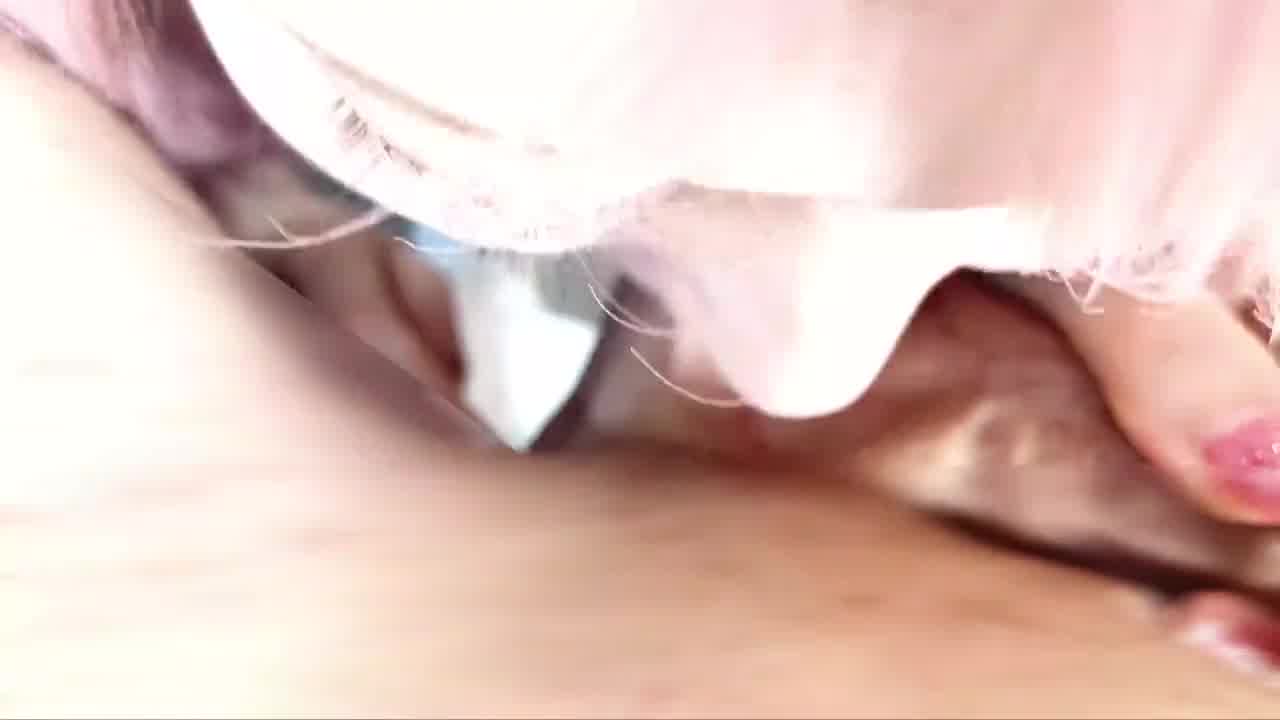  yui 粉红短发正妹身材极品操起来真舒服 的剧照8