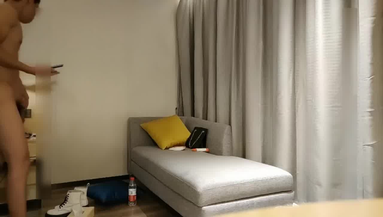  极品外围女神，吹拉弹唱样样精通，啊想要哥哥的大鸡巴，好爽不要，你这么猛啊，原来你腹肌是这么练出来的！ 的剧照6