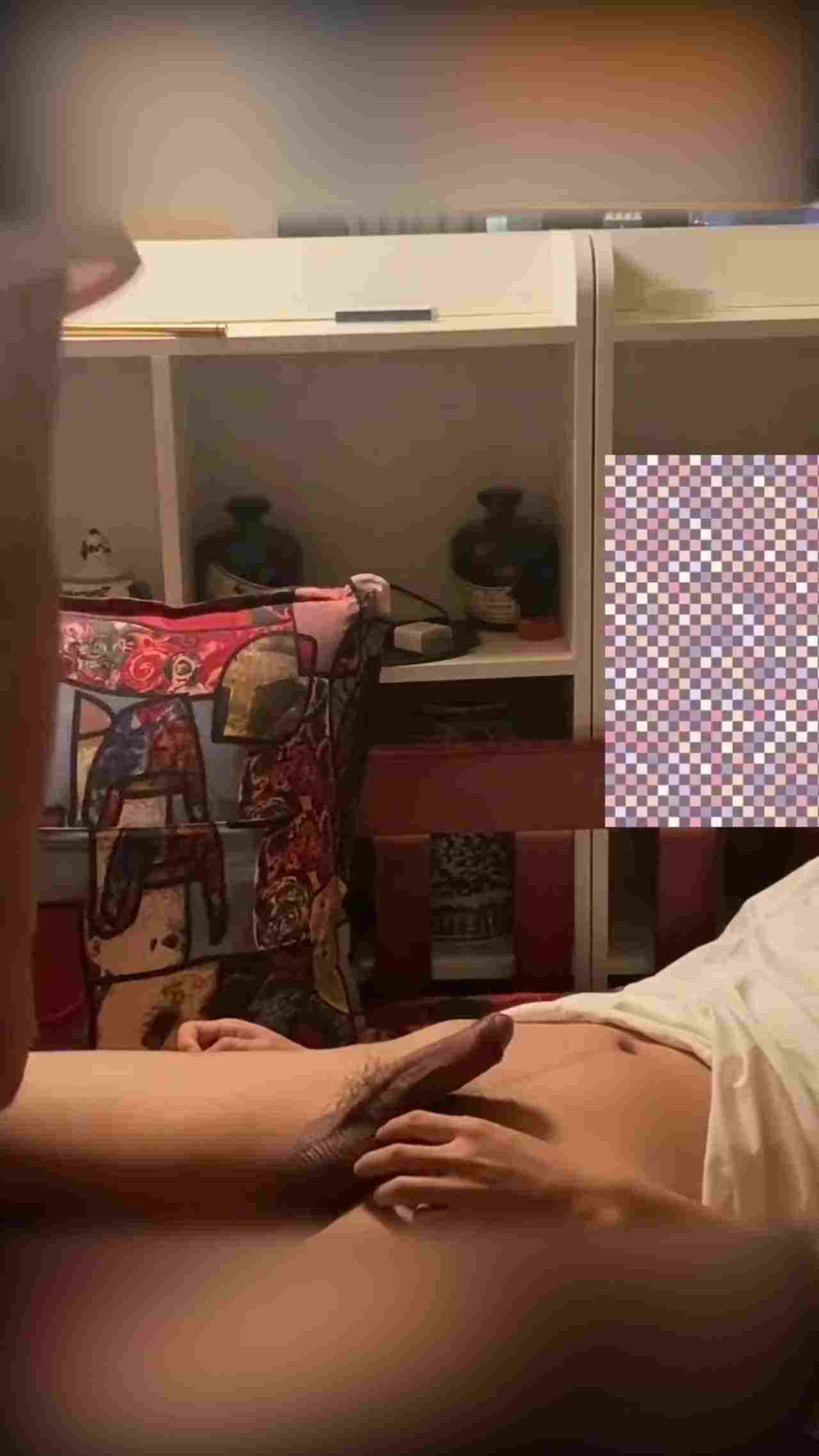  予取予求 看pua大神如何调教大二学妹 的剧照10