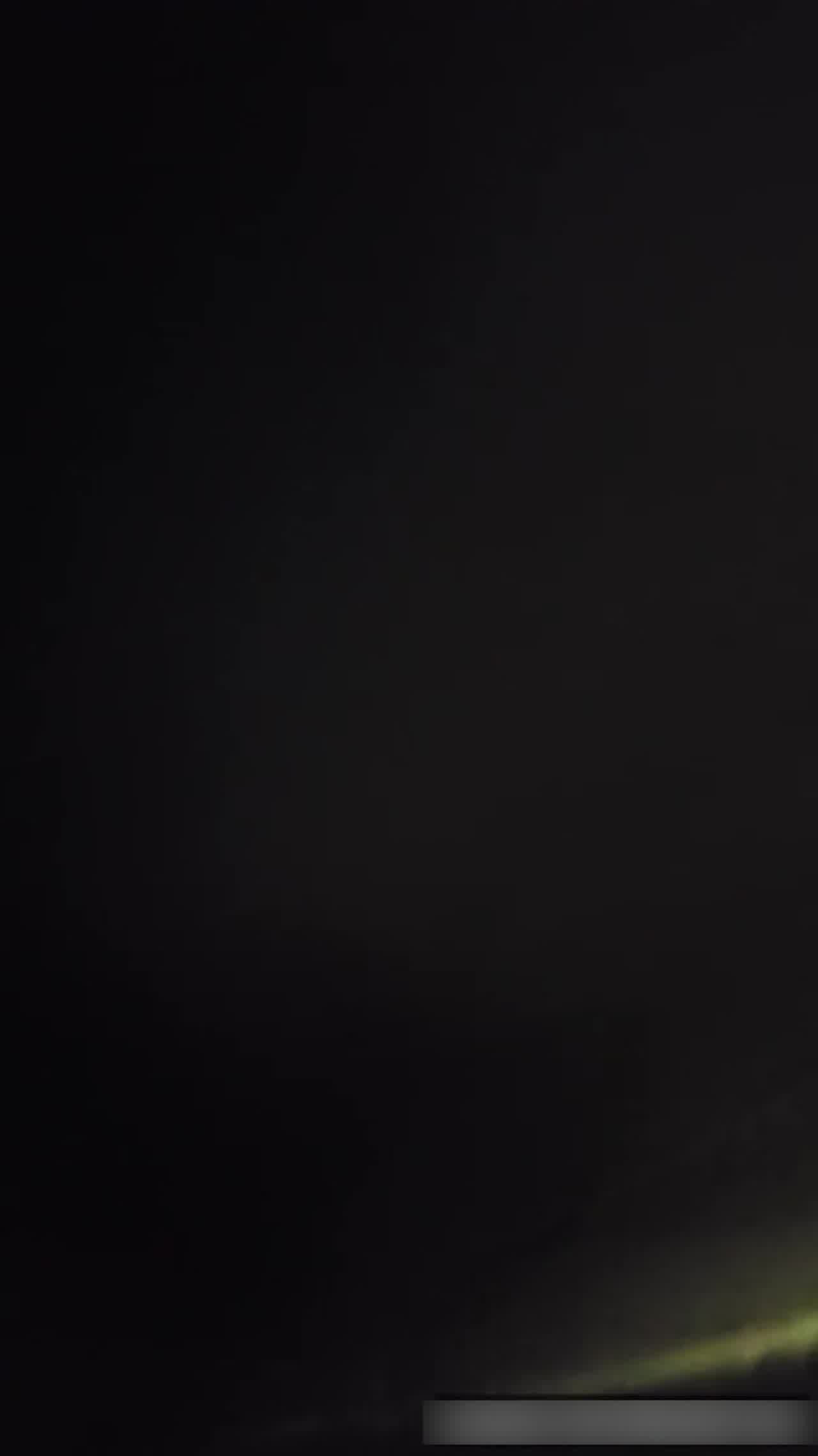  暴力拳交滴蜡白虎穴 的剧照3