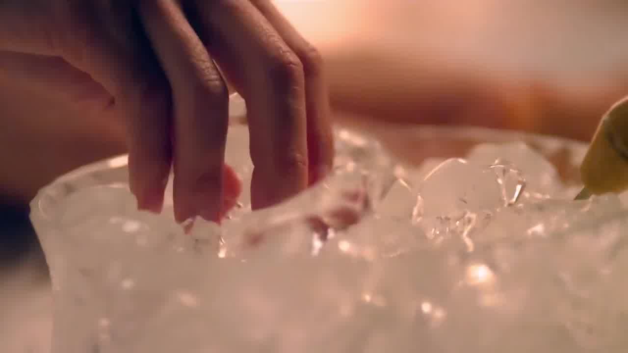  韩国女星河珠熙性爱电影片段合集 - 爱情诊所(2015) 的剧照8