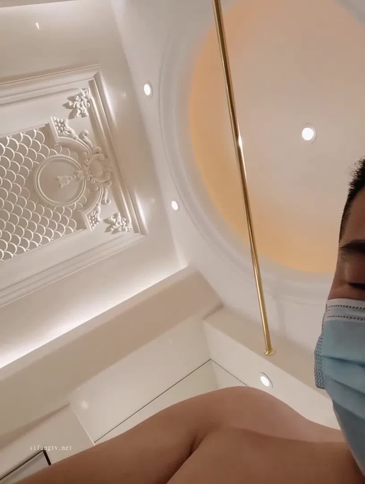  空姐CC 抖音网红直播私密 的剧照5