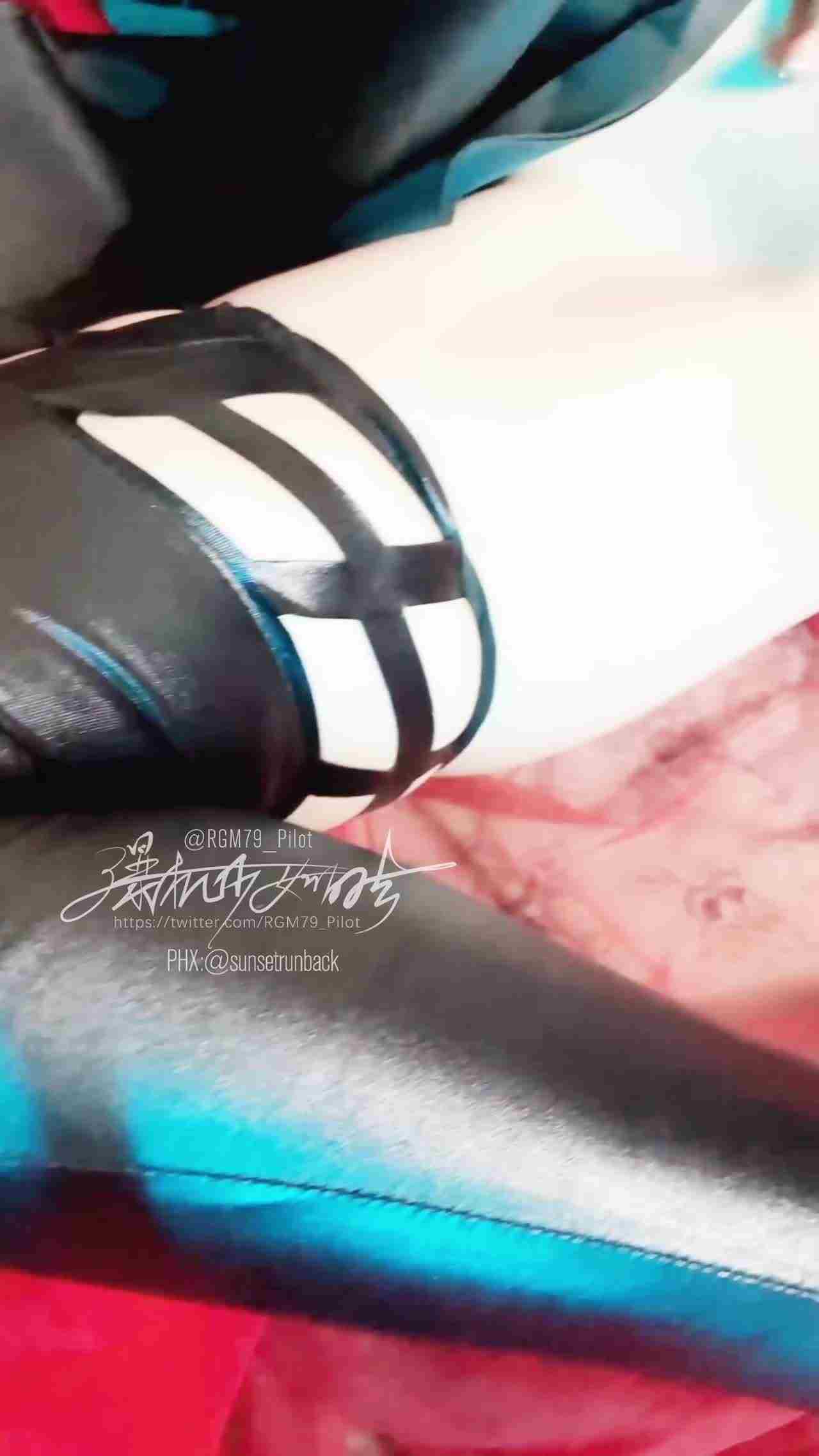  喵小吉cosplay SPY×FAMILY约儿美乳美鲍写真 的剧照9