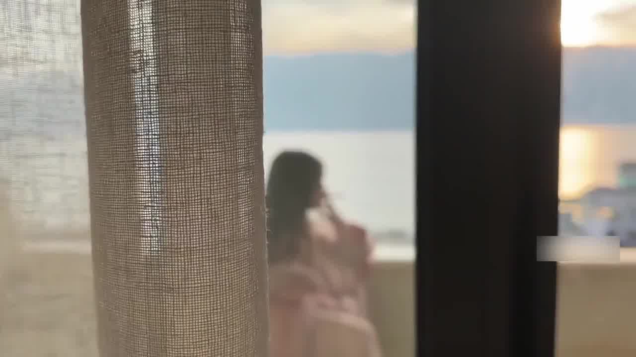  石头剪刀布，赢了由你选哦！对了，不是让你选风景和我 的剧照9