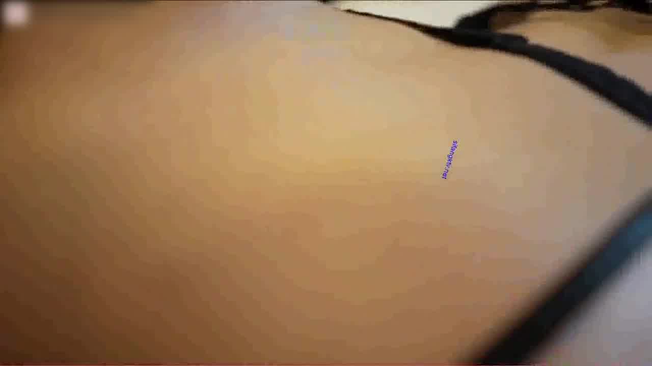  周于希 被叔叔抓到把柄胁迫口交性爱 的剧照9