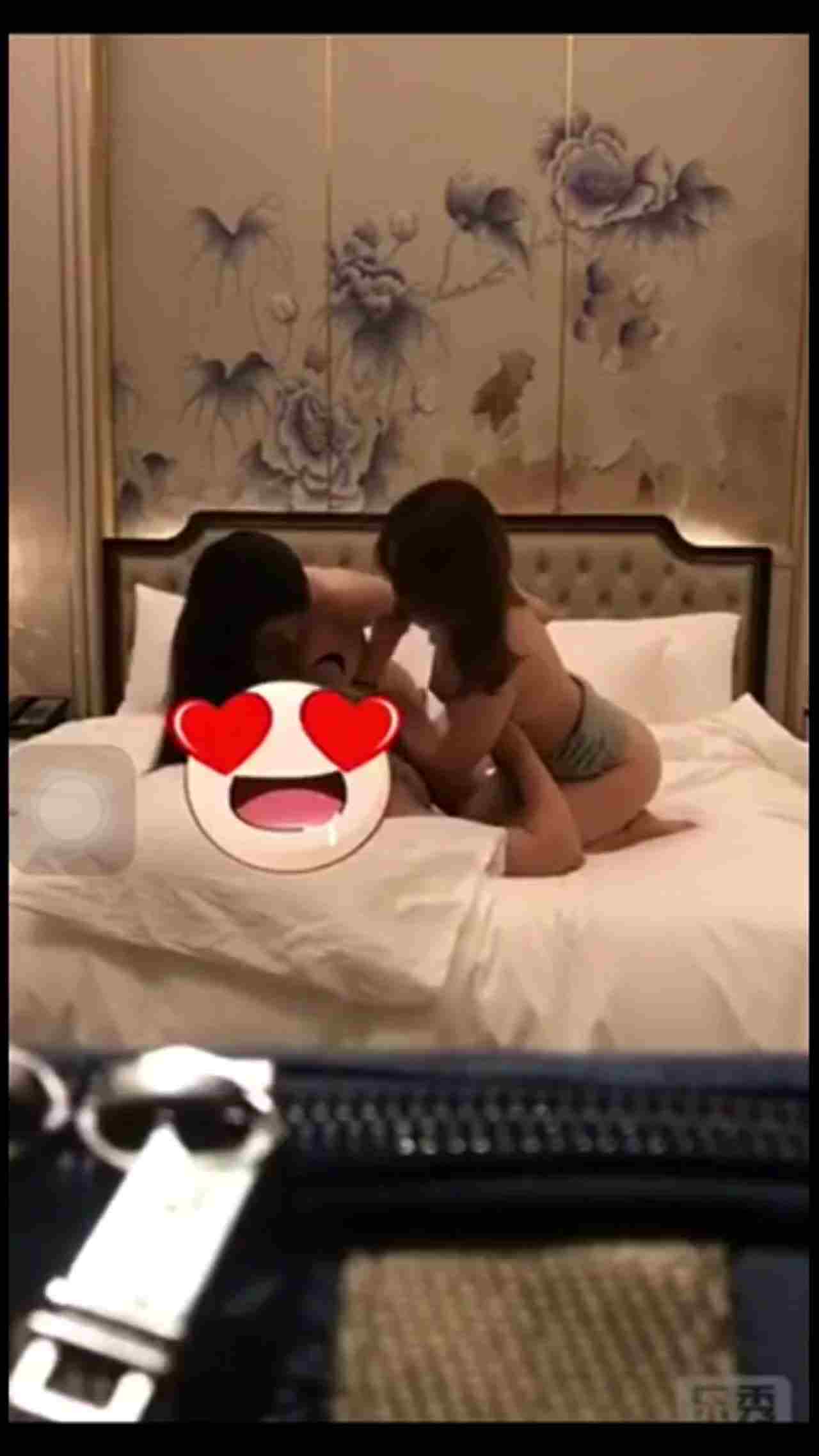  海天盛筵，性爱双排 的剧照3