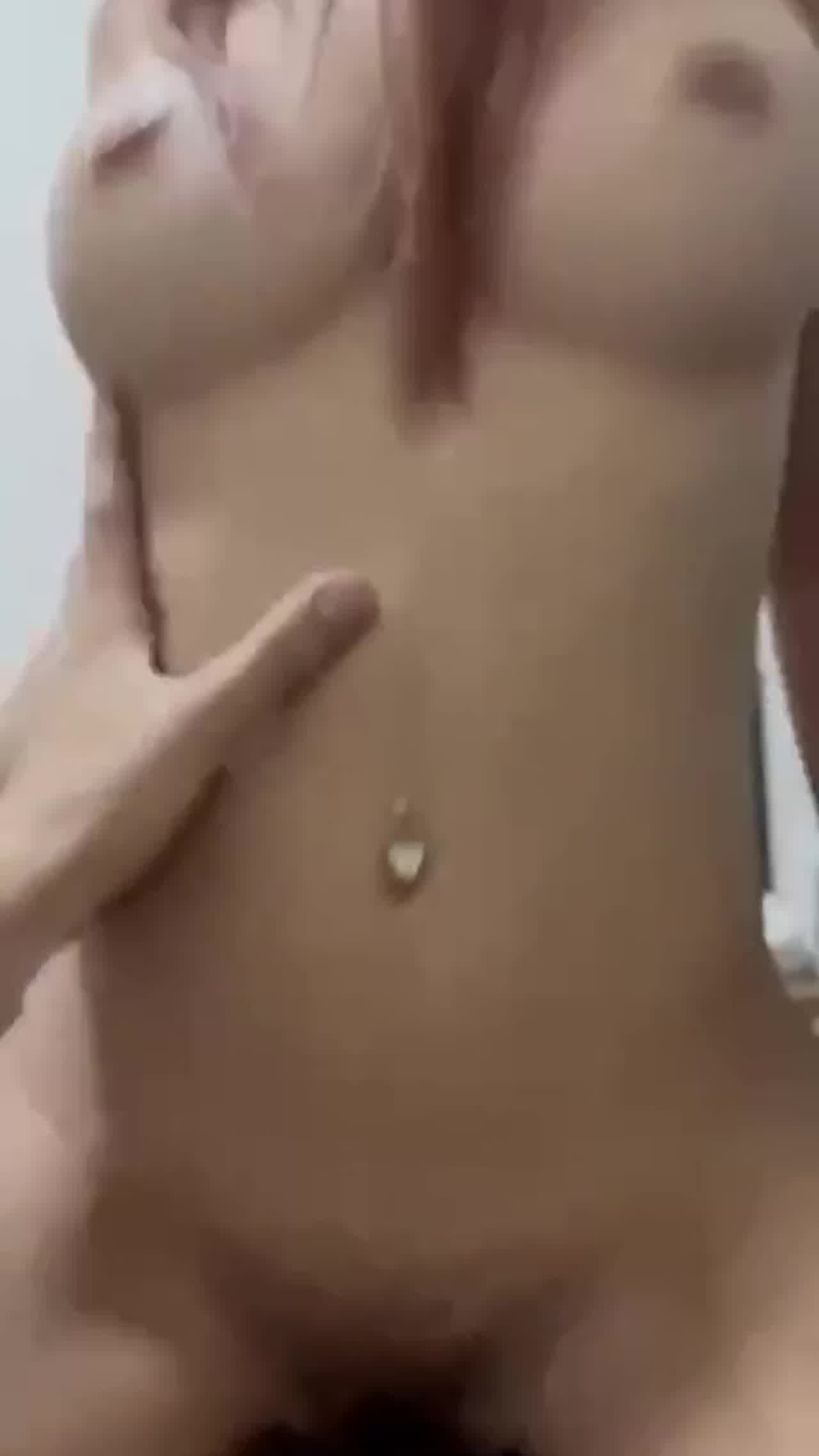  妹子就是喜欢大，才有好口感! 啪啪 的剧照6