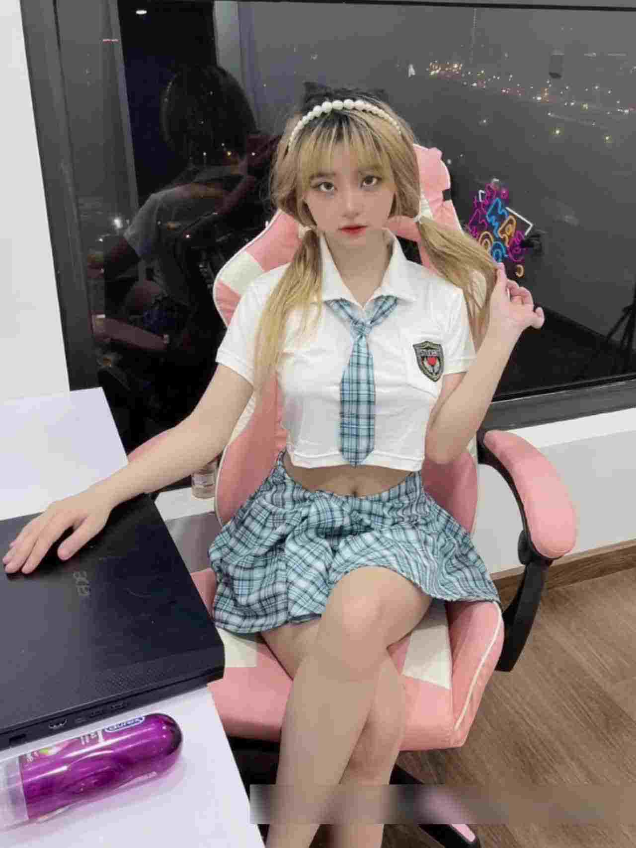  女主播的私下一面 的剧照10