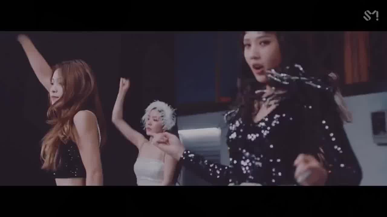  PMV 韩国PSYCHO 多P群交合辑 的剧照4